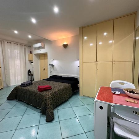 Apartamento 'a casa toja  Nápoles Exterior foto