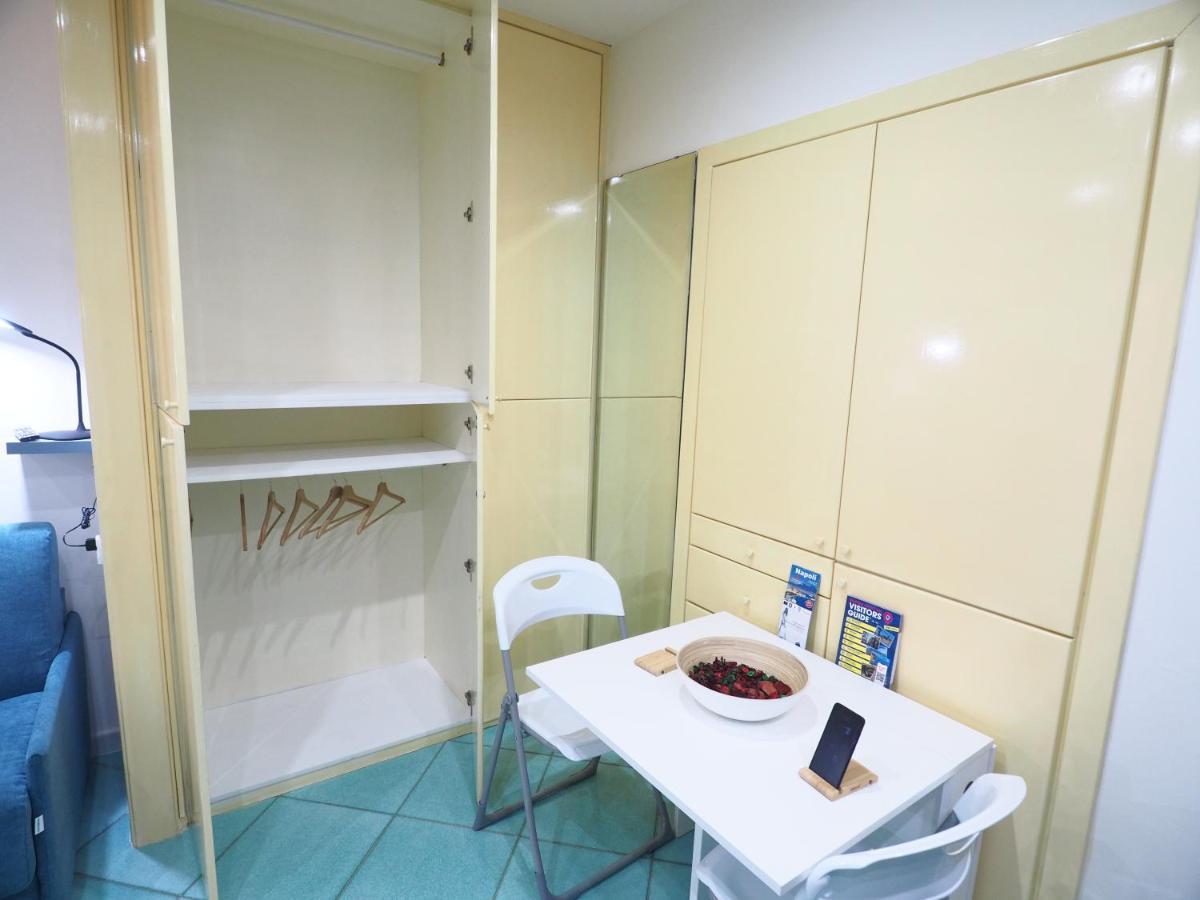 Apartamento 'a casa toja  Nápoles Exterior foto